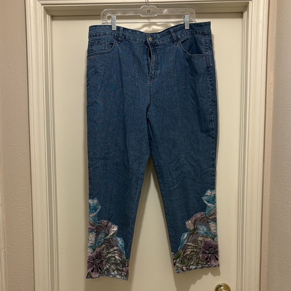 Soft Surroundings Denim - Soft Surroundings Blue Denim Cropped Jeans with Floral Embroidered Ankles